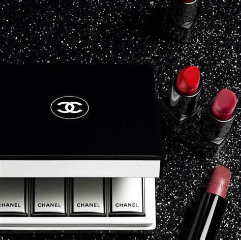 chanel violet|Chanel rouge velvet nuit blanche.